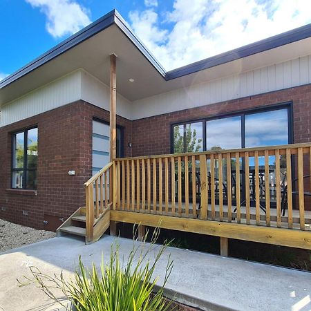 Cedar Cottages Blackmans Bay Екстериор снимка