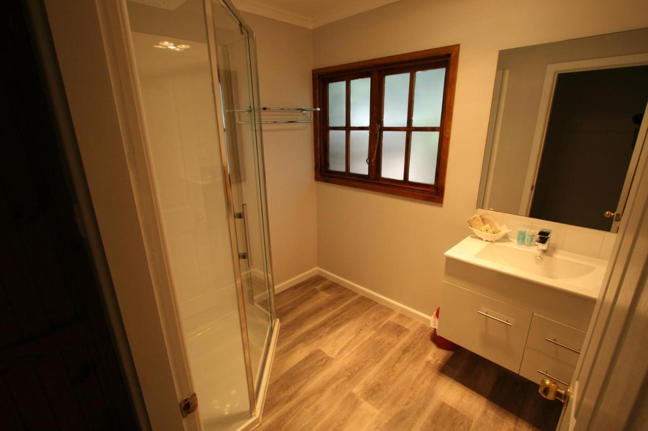 Cedar Cottages Blackmans Bay Екстериор снимка