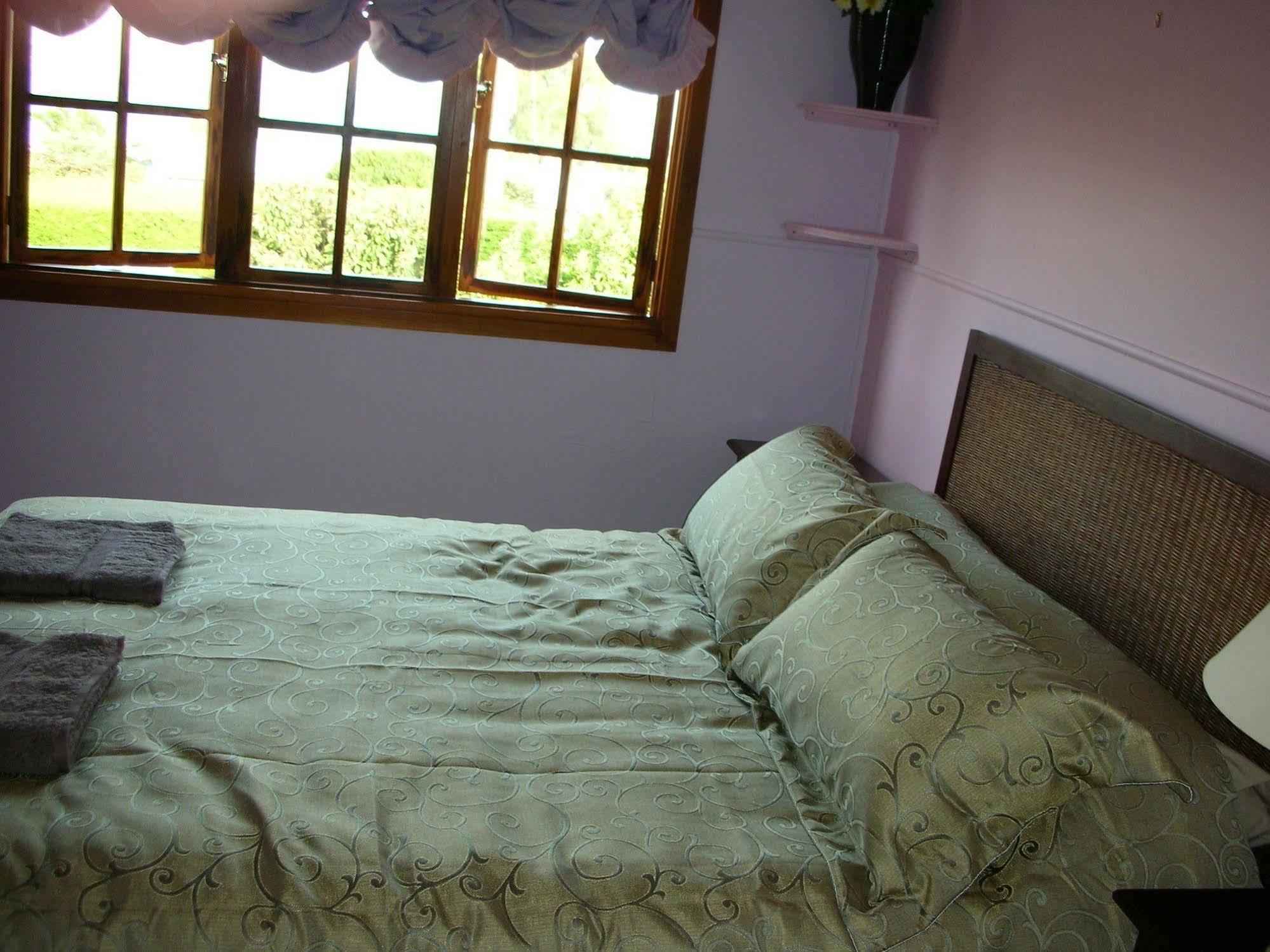 Cedar Cottages Blackmans Bay Екстериор снимка