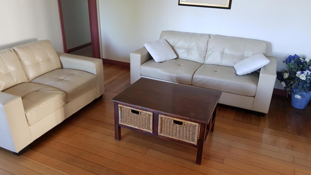 Cedar Cottages Blackmans Bay Екстериор снимка